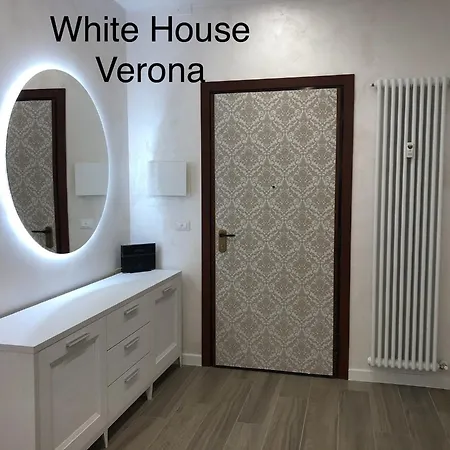 White House Apartment *